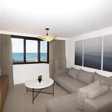 Seafront Eirini Villa